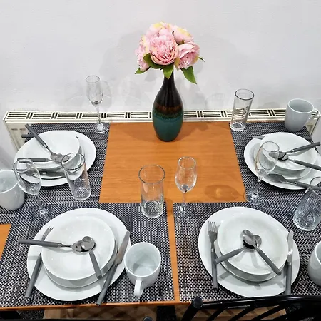 Homestay szállás *ra1gh* For Your Relaxed & Cosy + Free Parking + Free Fast Wifi * Leeds